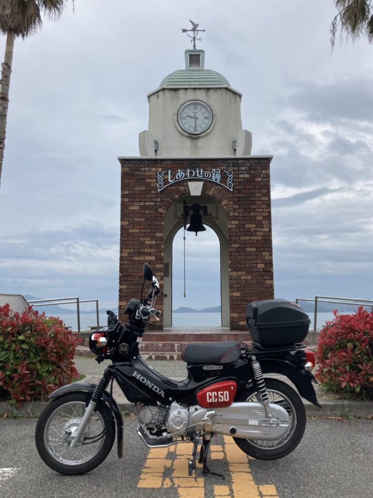 ホンダクロスカブ50でしまなみ海道千本桜ツーリング。イン伯方島　開山公園